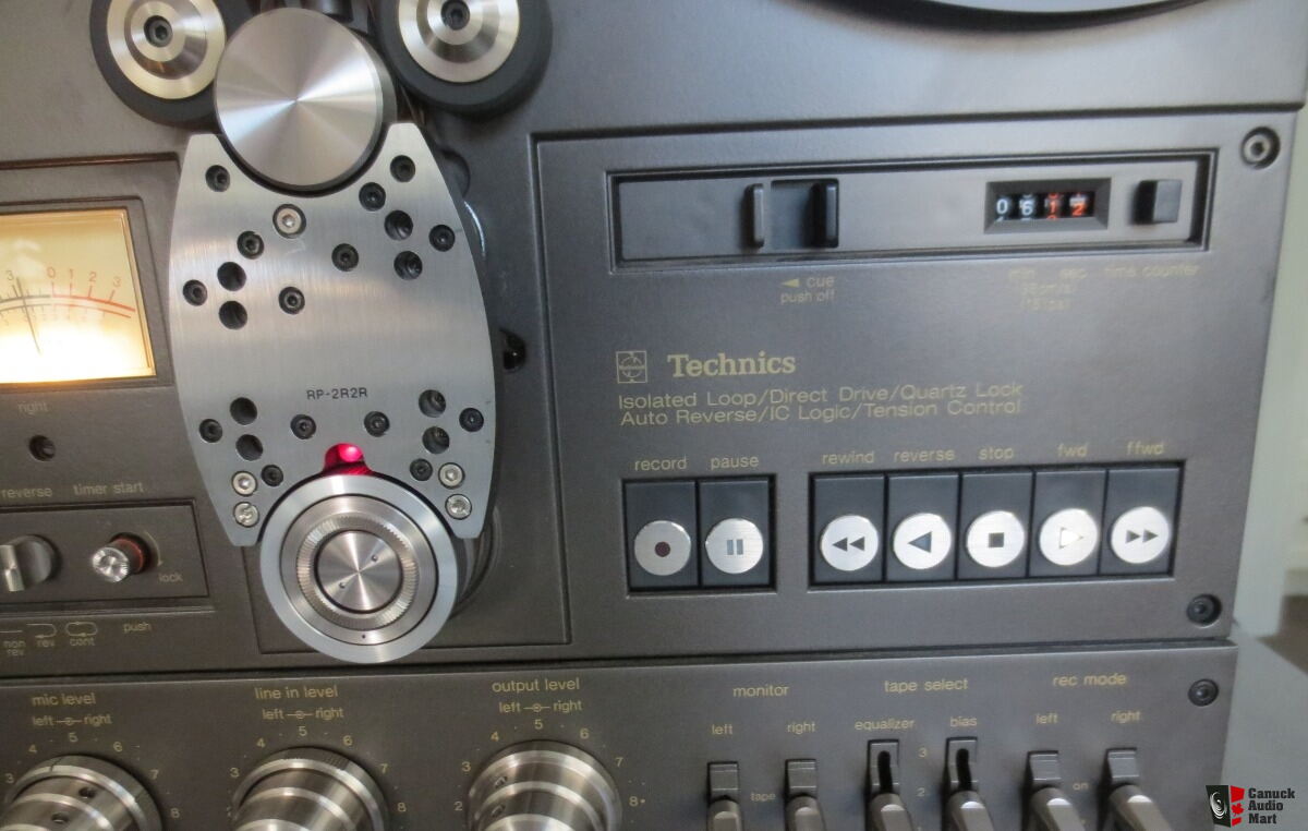 Technics RS-1700 Tape Recorder