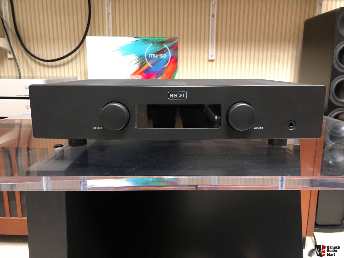 Hegel H90 Integrated Amp. 5 months ! Dealer Ad Canuck