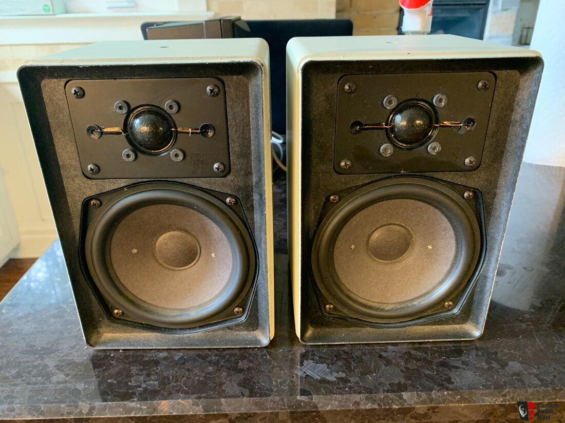 ads 300 speakers