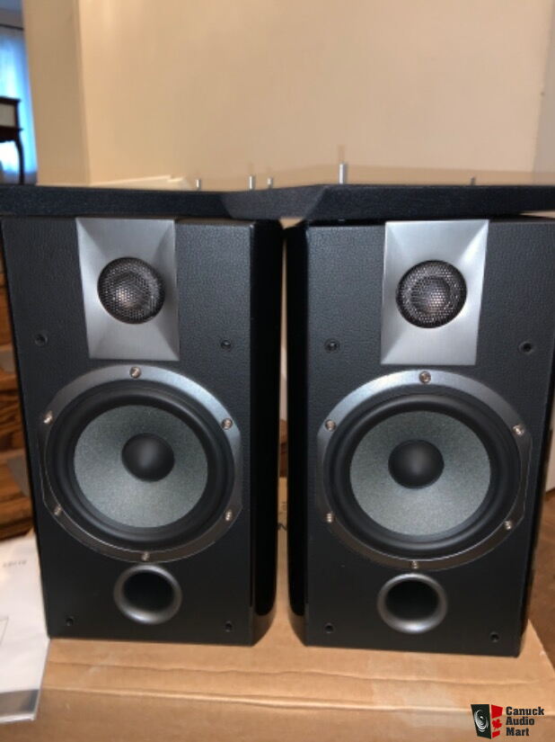 Focal Chorus 705 bookshelf speakers Gloss Black colour (Made in France ...