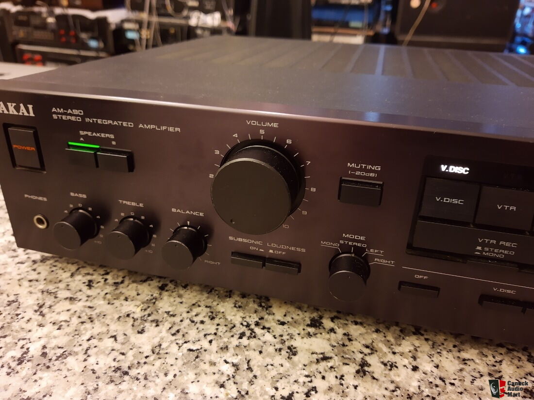 Akai AM-A90 Stereo Integrated Amp For Sale - Canuck Audio Mart