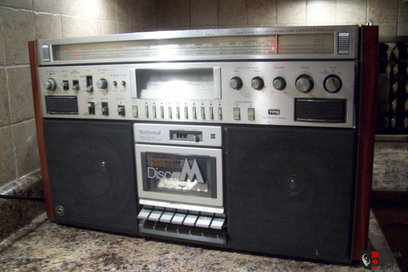 National RX-5700 Boombox rare Photo #299619 - Canuck Audio Mart