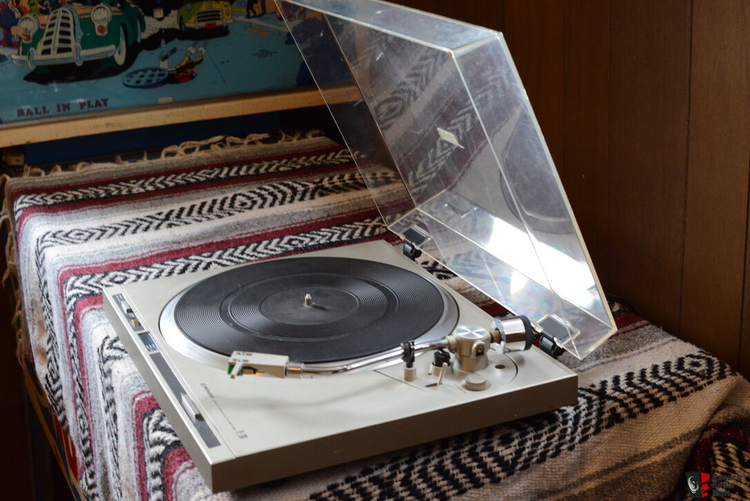 Pioneer DIRECT DRIVE AUTO RETURN PL200 Turntable Photo 3044616