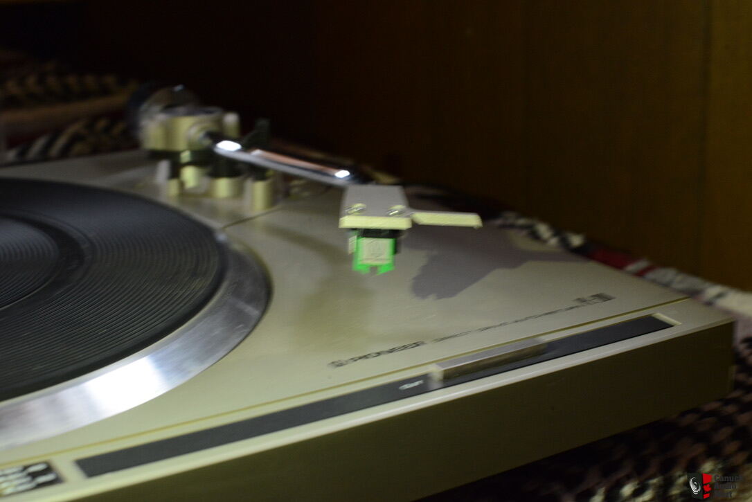 Pioneer DIRECT DRIVE AUTO RETURN PL200 Turntable Photo 3044616