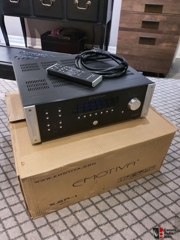 Emotiva XSP1 Preamp with Mm/Mc phono Photo 3048986 US Audio