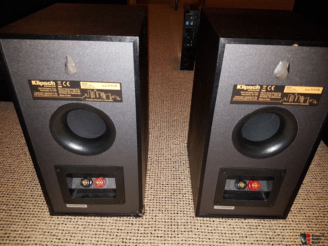 Klipsch R-41M, Passive 2-Way Bookshelf Speakers (Pair) - Black 