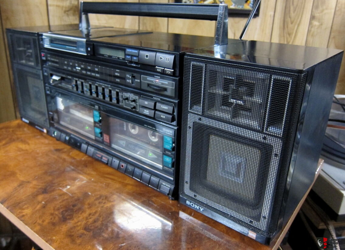 X-Rare Sony CFD-W888 Ghettoblaster Boombox Top Model 27 LBS