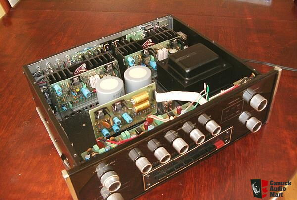 McIntosh MA 6200 Integrated Amplifier Photo 30568 Canuck Audio Mart