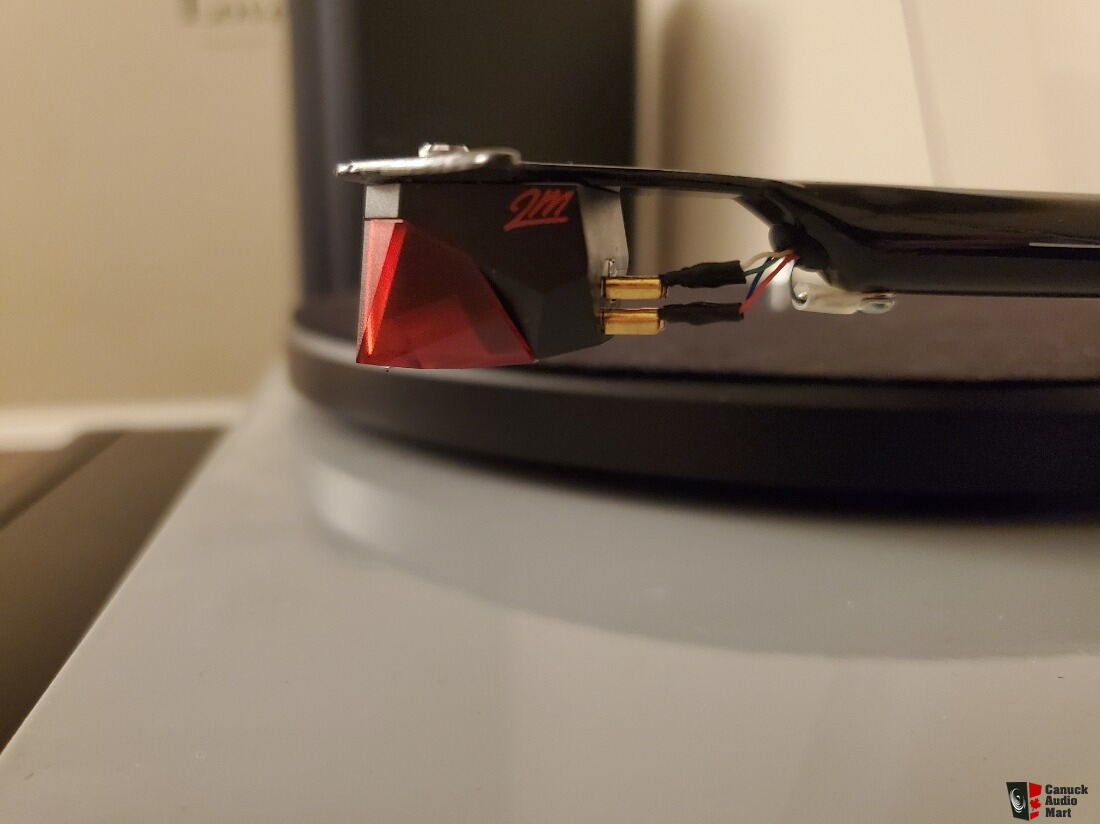 Pro-Ject Debut Carbon Photo #3159573 - UK Audio Mart