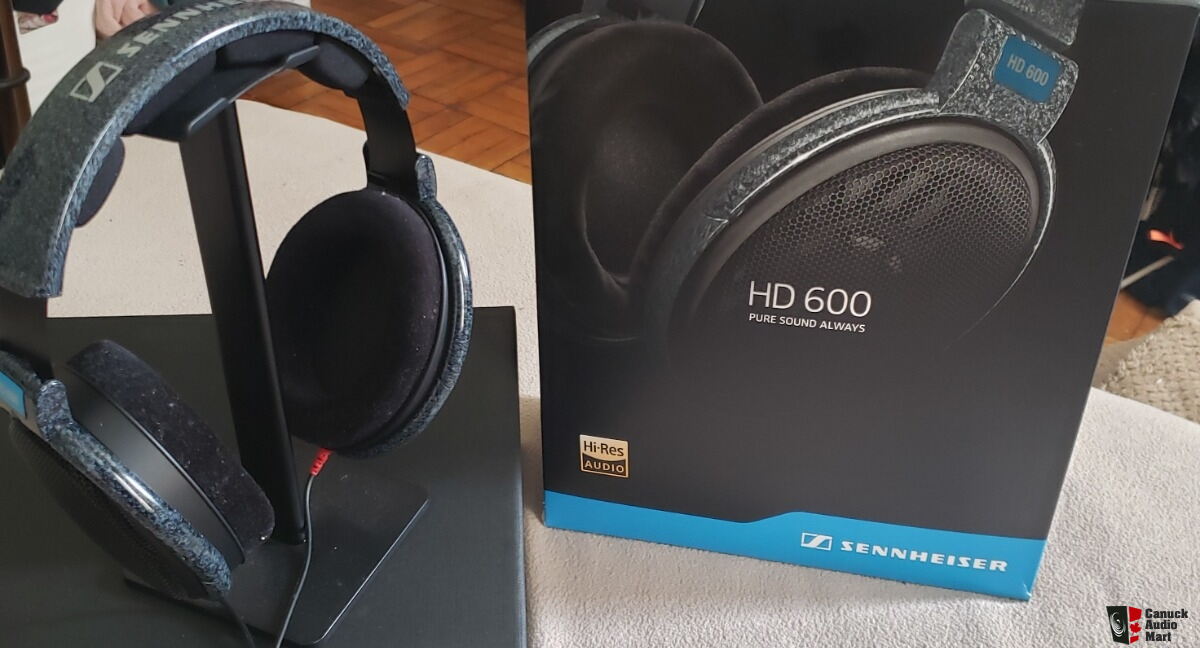 Sennheiser HD600 *Mint condition with 
