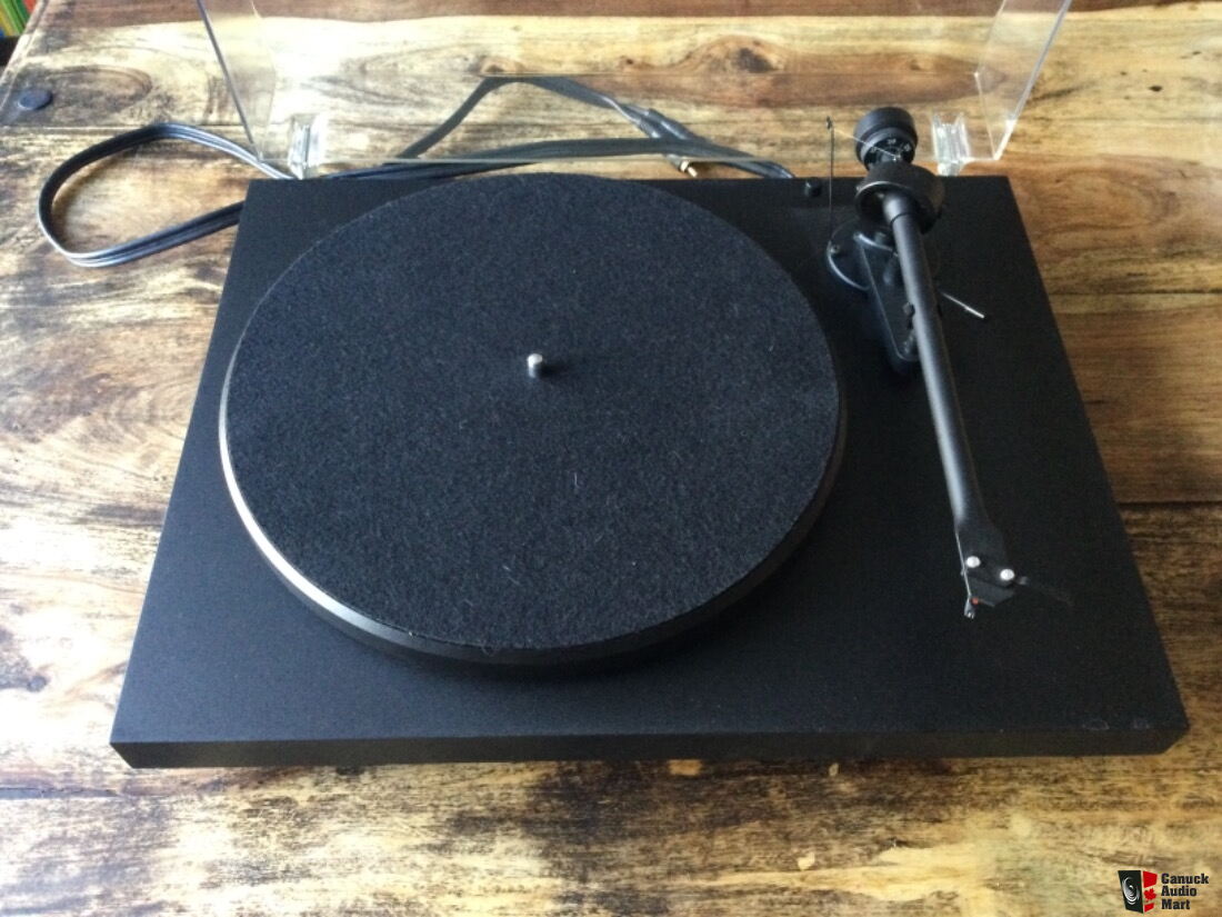 pro-ject-debut-iii-for-sale-canuck-audio-mart