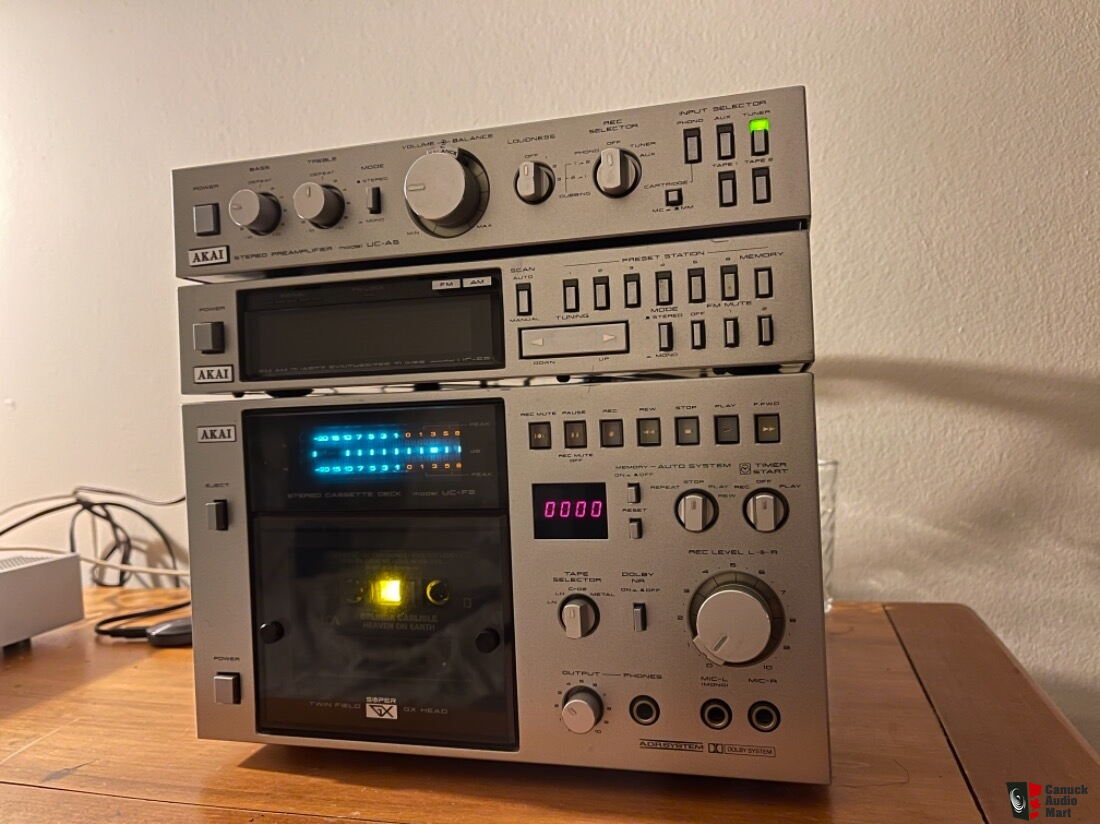 Akai UC-5 Mini System (Deck,Tuner,Pre and Power amplifier) Photo