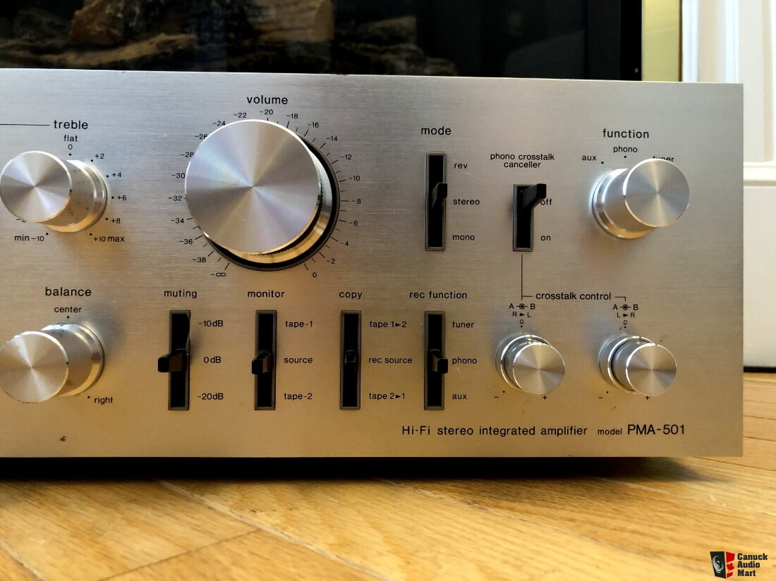 Rare Denon PMA-501 Integrated Amplifier In Excellent Condition