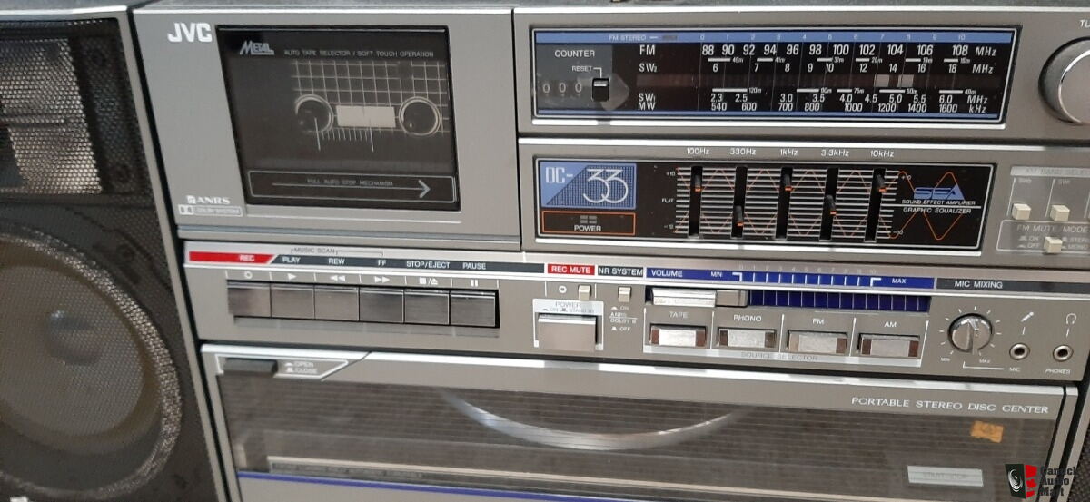 JVC DC-33 cassette ghetto blaster with turntable For Sale - Canuck