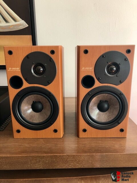 Onkyo D-062AX Bookshelf Speakers For Sale - Canuck Audio Mart