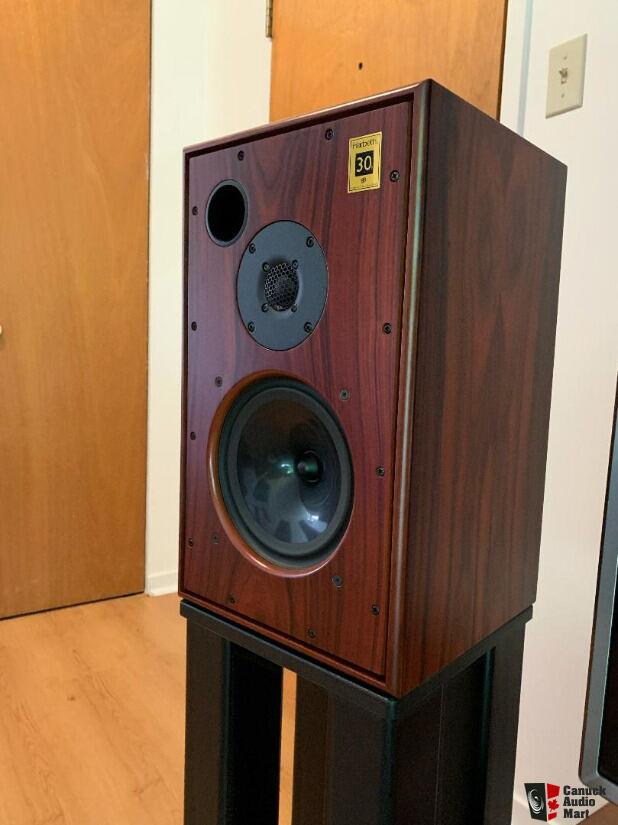 Harbeth 30.1 Rosewood + Skyland stands *Free shipping For Sale