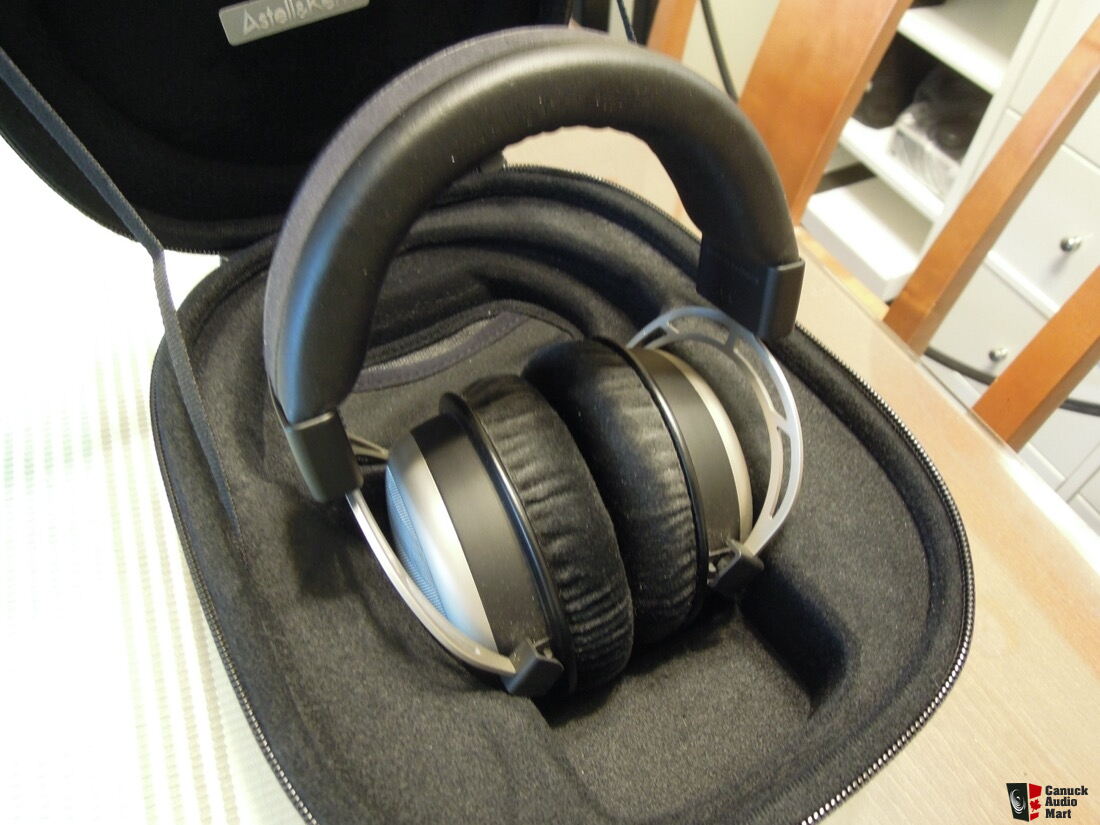 Beyerdynamic + Astell & Kern - AK T1p Semi-Open Headphones Photo