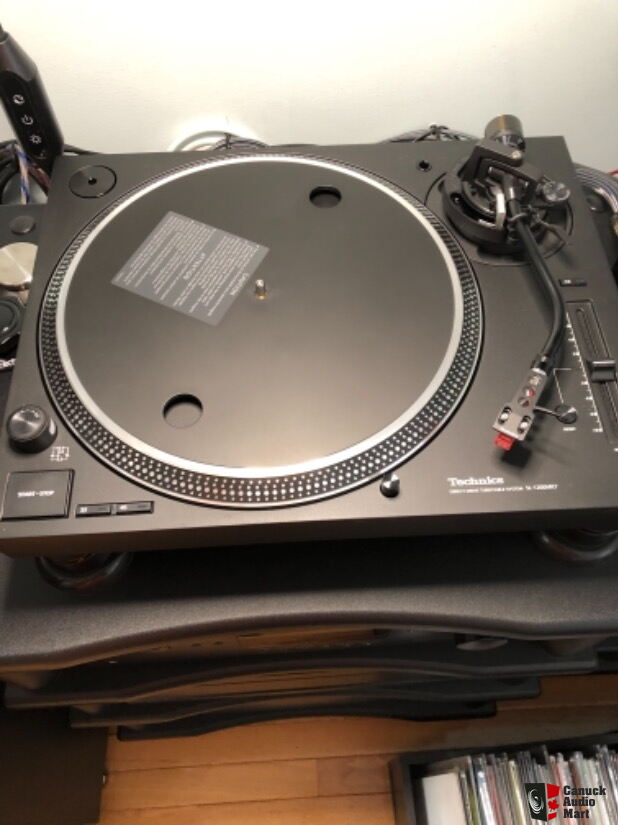 Technics SL1200 MK7 Direct Drive Turntable System Photo 3514216