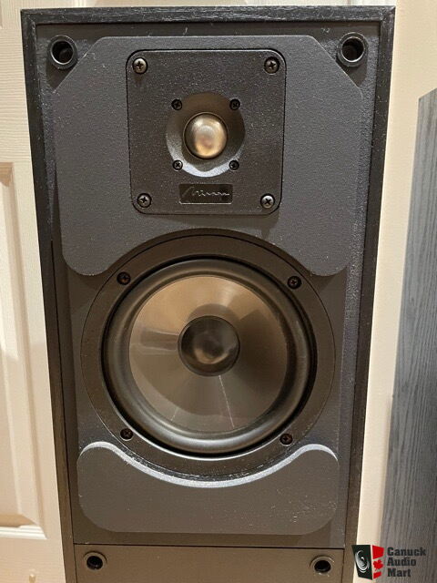 Mirage M-390is floor standing speakers For Sale - Canuck Audio Mart