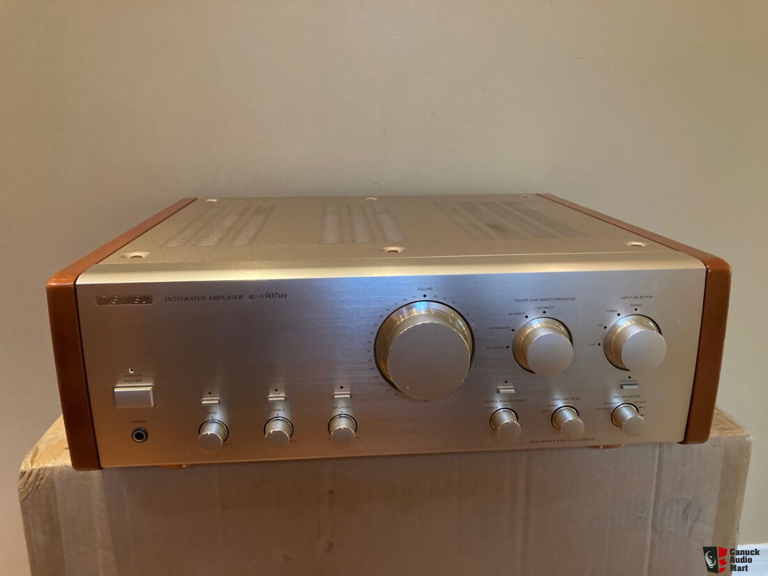 Sansui AU ALPHA 907 MR Amplifier in excellent conditionVERY