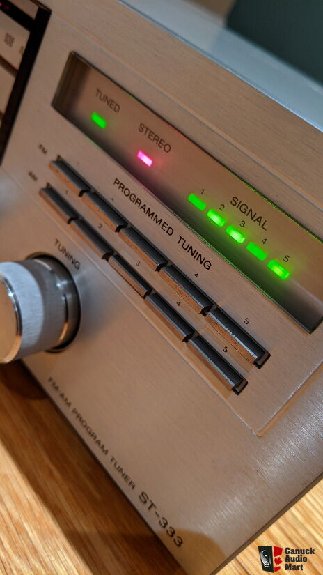 SONY ST-333 FM Stereo Program Tuner / Vintage 1979 Hi End
