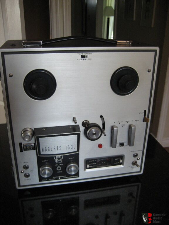 Roberts 1630 Tube Reel to Reel stereo tape recorder Photo #356642 - Canuck  Audio Mart