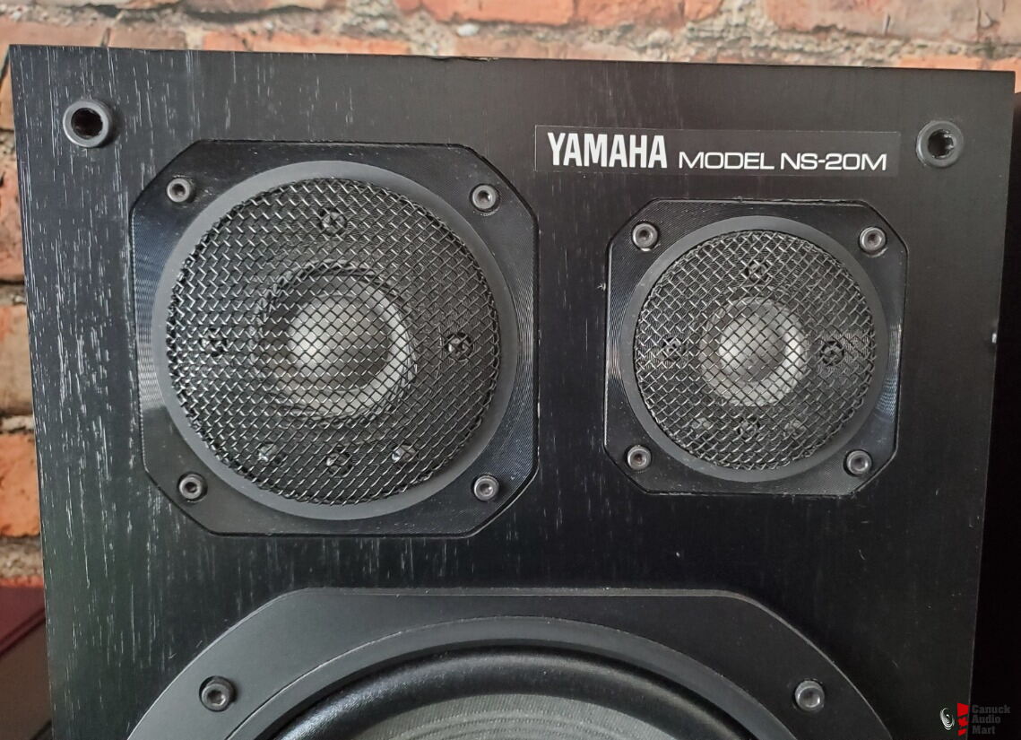 Haut-parleurs Yamaha NS-20M Studio Monitor Speakers Photo #3609109