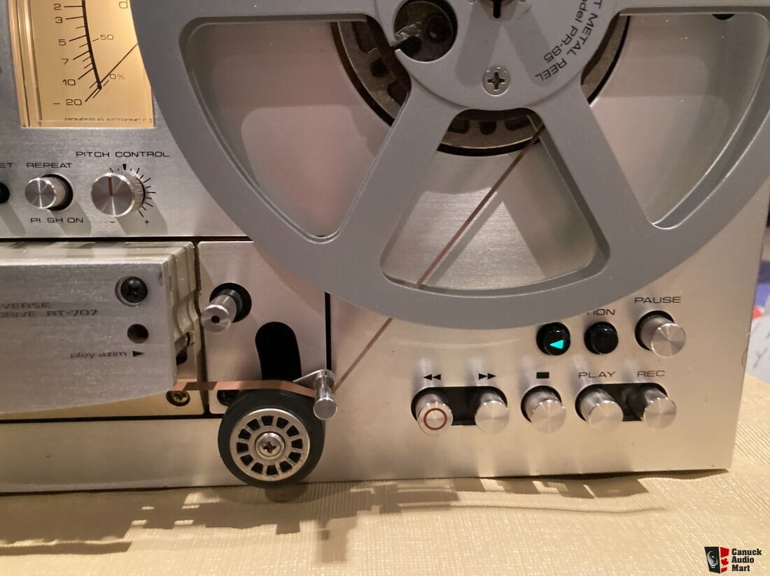 SOLD PENDING PICK UP S.S. Pioneer RT 707 Reel to Reel Tape Player and  Recorder + 2 Pioneer Aluminum For Sale - Canuck Audio Mart