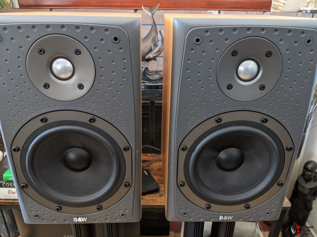 B&W DM303 Bookshelf Speakers Photo #3656116 - UK Audio Mart