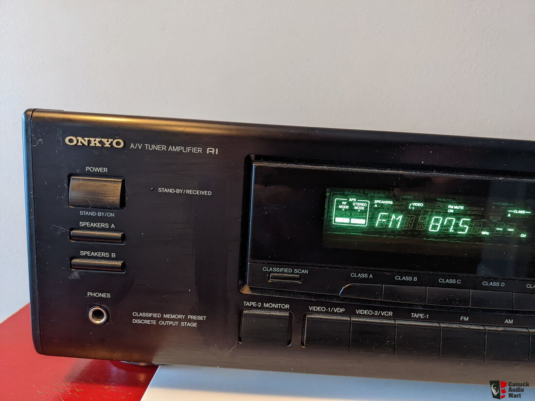 Onkyo TX V940 receiver . 100 watts per side !!