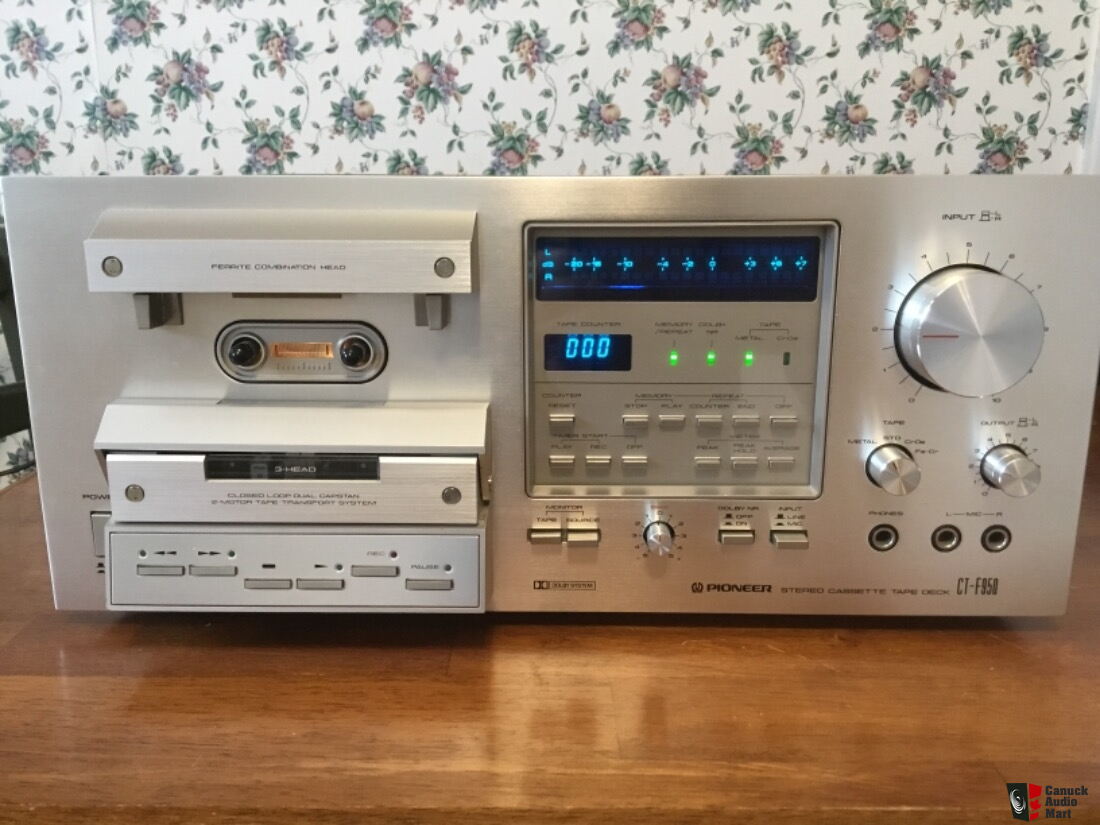 Pioneer CTF-950 cassette deck 