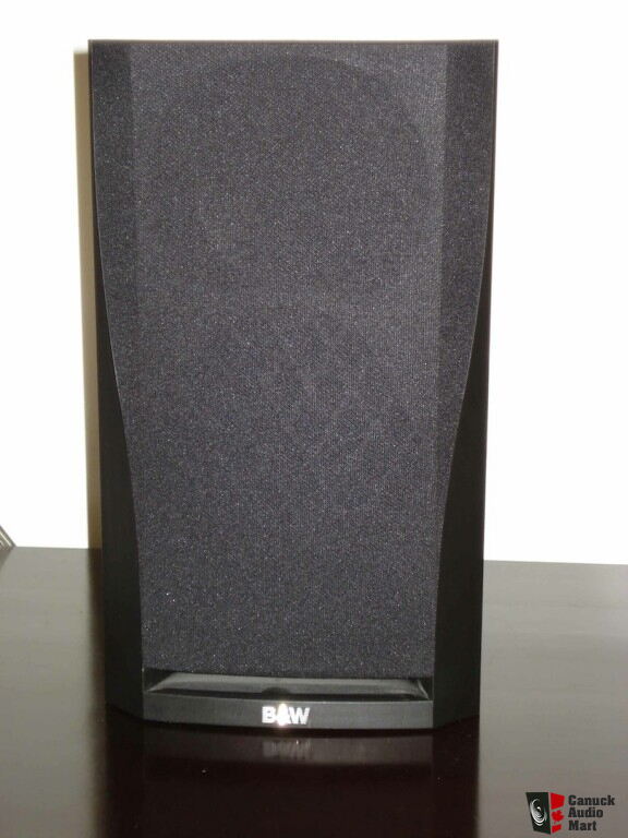 Rotel Rx 1052 Receiver And B W Dm 302 Bookshelf Speakers Photo