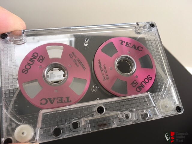 https://img.canuckaudiomart.com/uploads/large/3811942-teac-sound-52-pink-mini-reel-to-reel-casssette-tape-excellent-vintage-condition.jpg