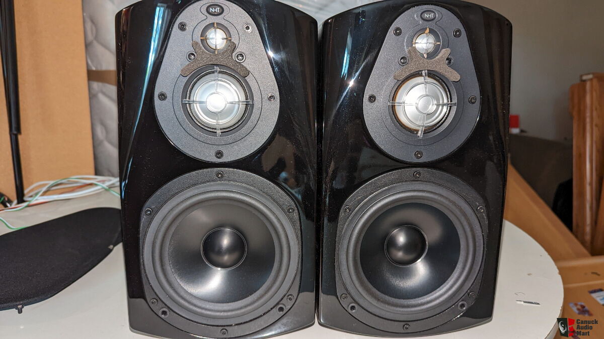 NHT Classic Three 3Way Bookshelf Speakers (PAIR) Photo 3978741