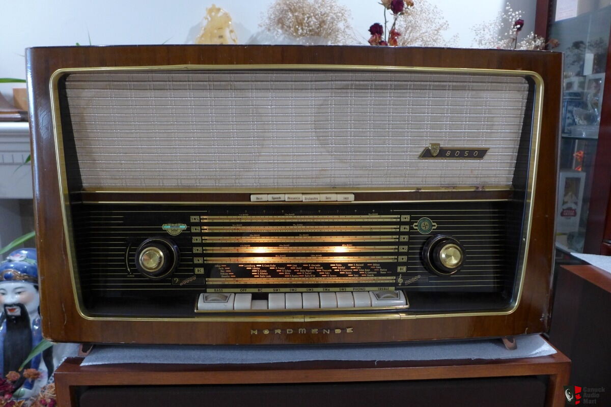 Nordmende 8050 tube radio very loud and warm sound For Sale - Canuck ...