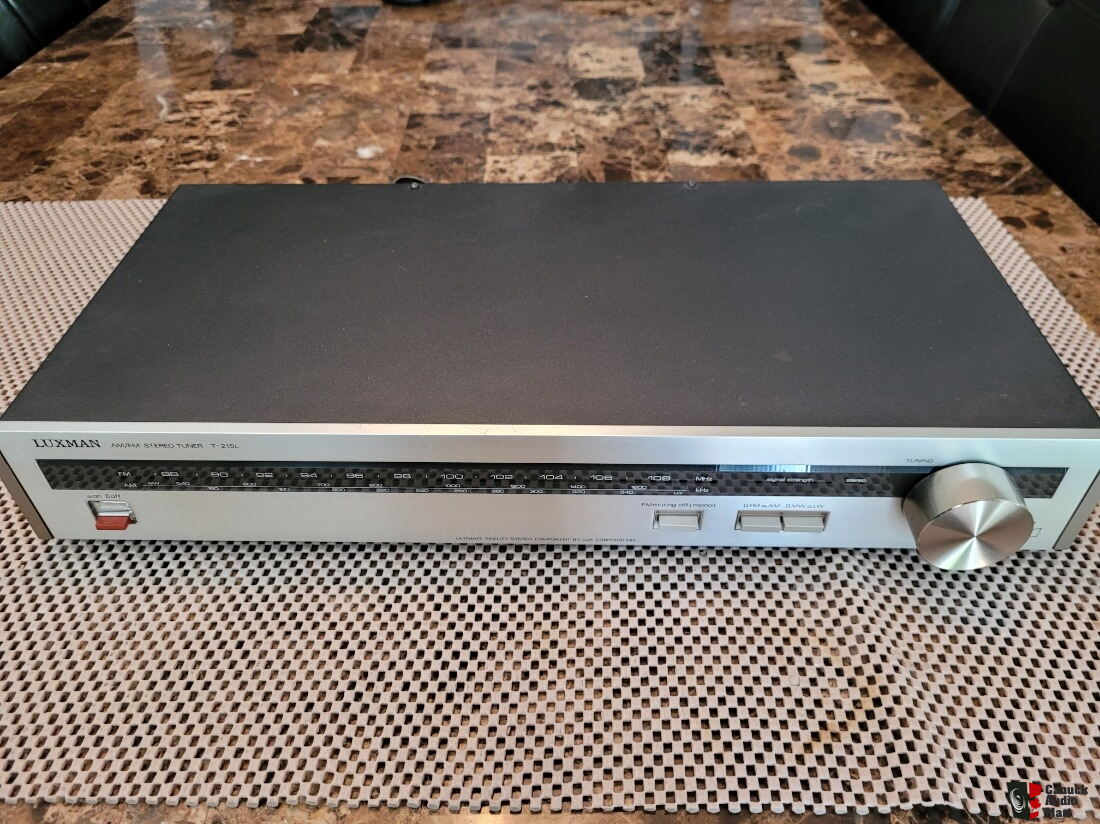 Luxman T L Am Fm Tuner For Sale Canuck Audio Mart