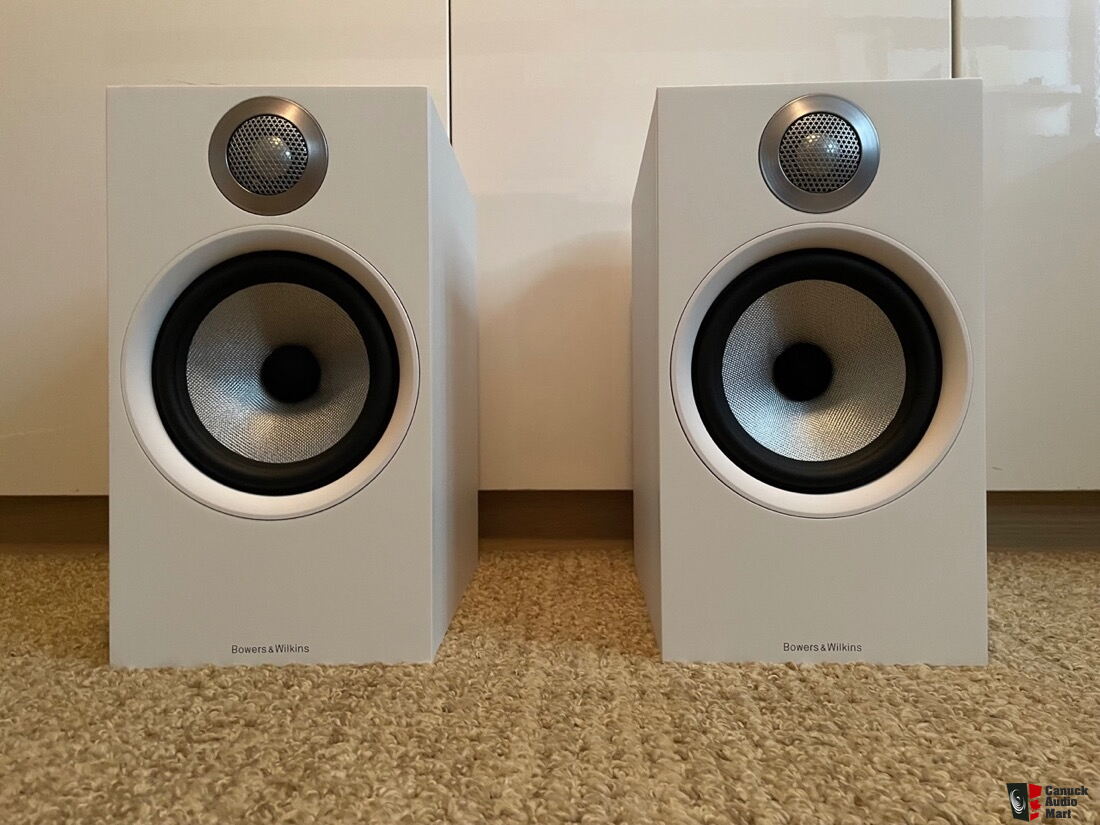 Bowers And Wilkins (B&W) 606 Bookshelf Speakers For Sale - Canuck Audio ...