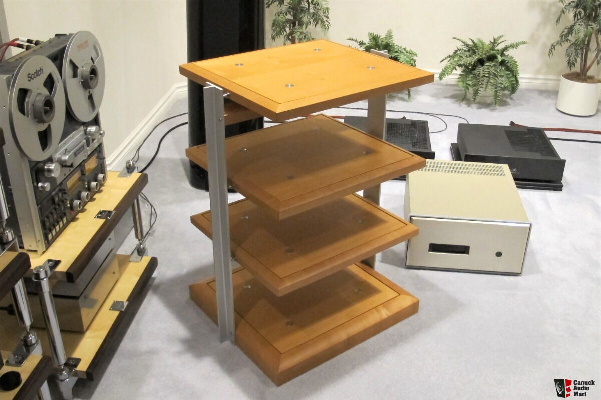 Finite Elemente Pagode Signature 4-tier audio rack - VERY GOOD ...