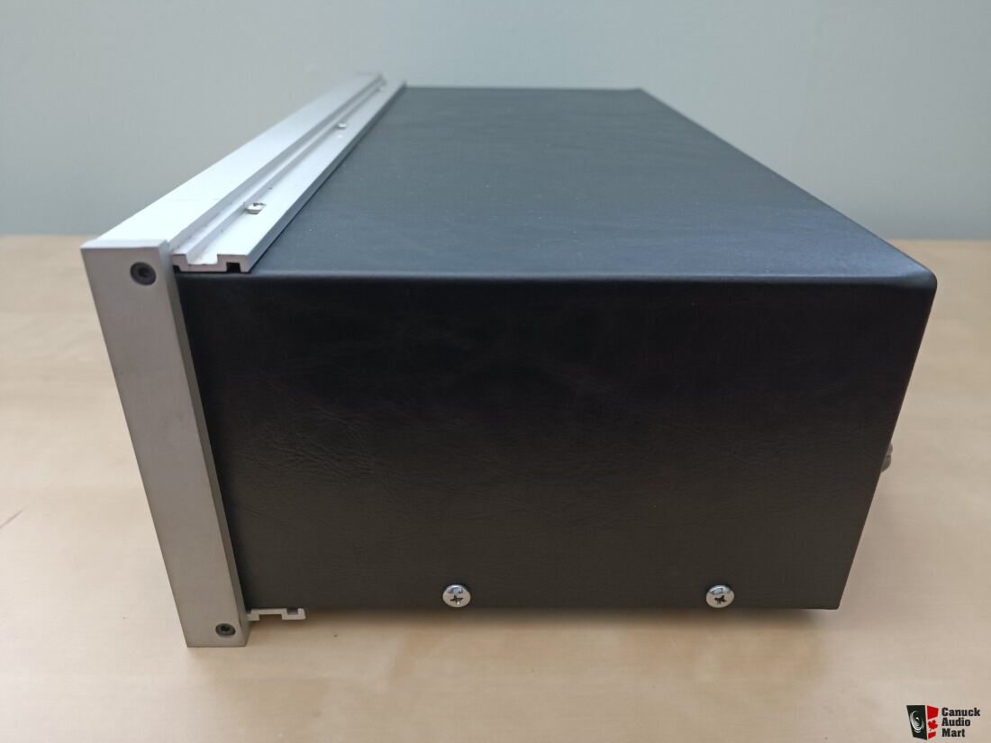 Crown IC 150A preamp Photo 4112922 UK Audio Mart