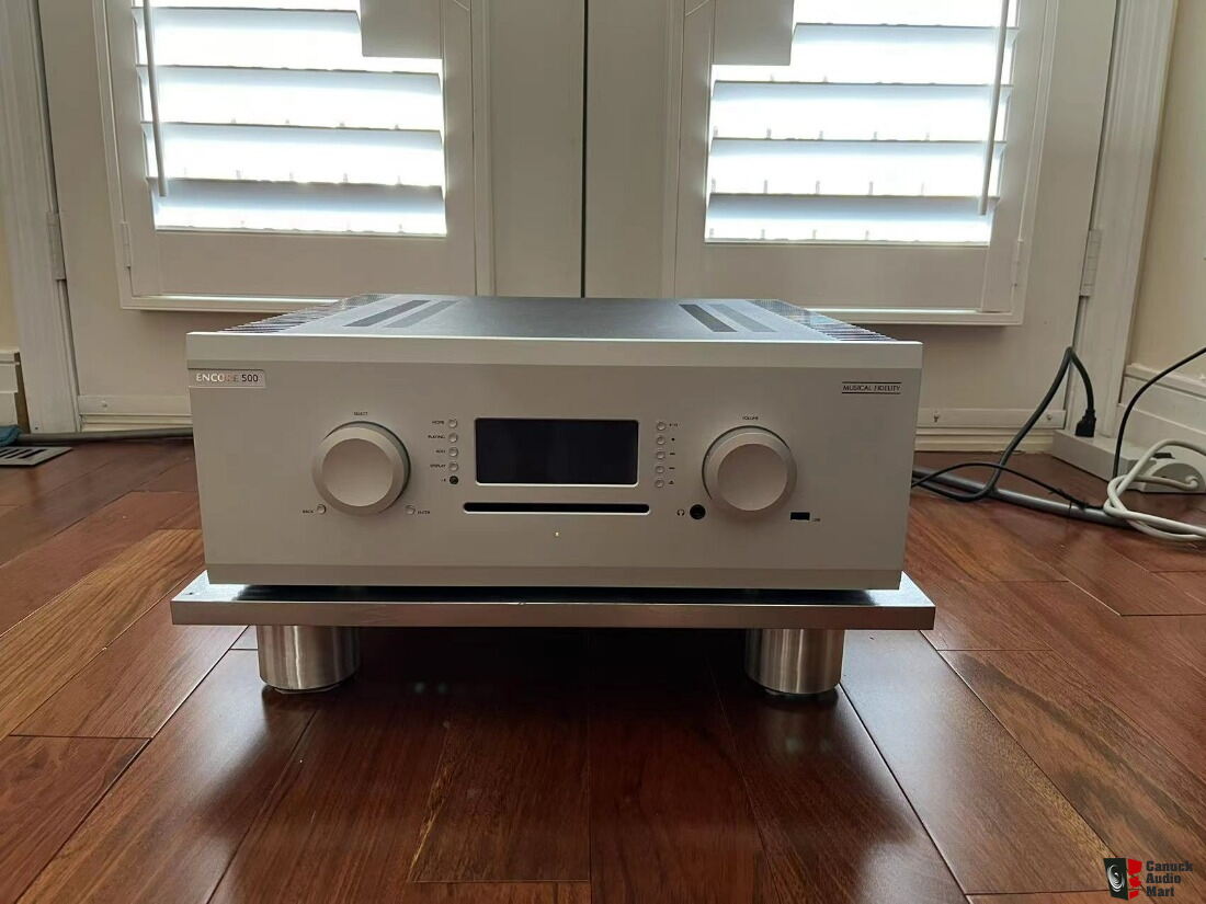 musical-fidelity-m8-encore-500-50-off-photo-4142636-canuck-audio-mart