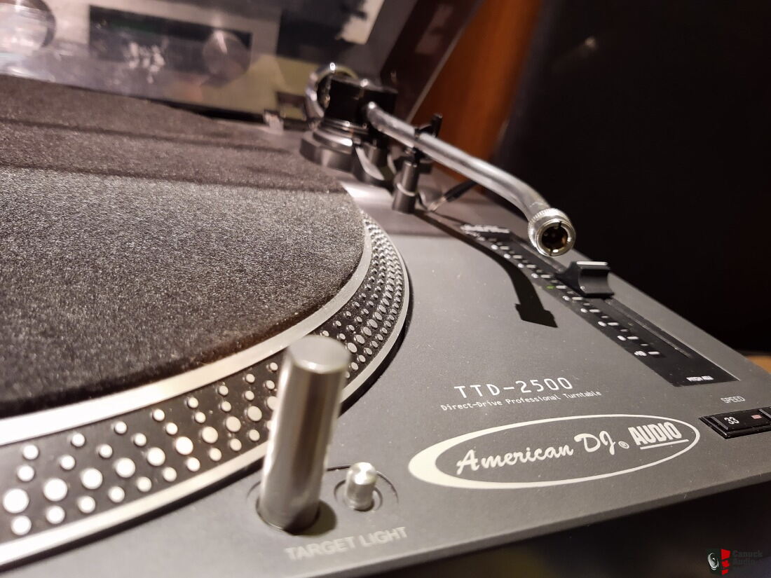 American DJ Audio TTD-2500 Direct Drive Professional Turntable