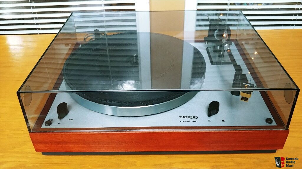 Passe-câbles Pour Platine Vinyle Thorens TD 160, TD145, TD166 - Pièce D'origine