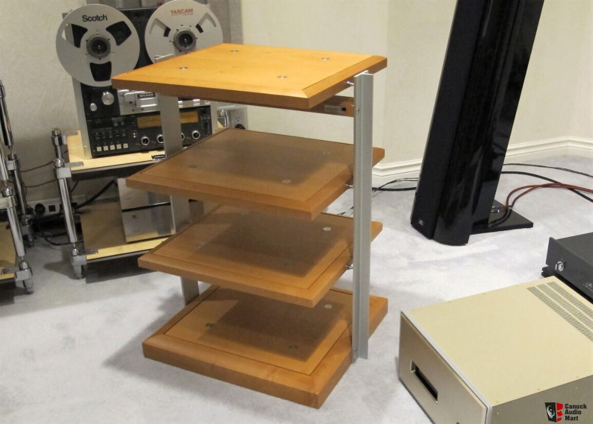 Finite Elemente Pagode Signature 4-tier audio rack - VERY GOOD ...