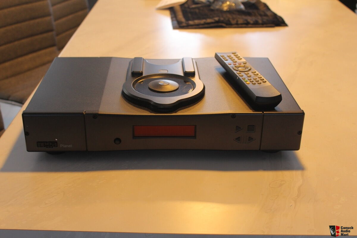 Rega Planet 2000 CD Player For Sale - Canuck Audio Mart