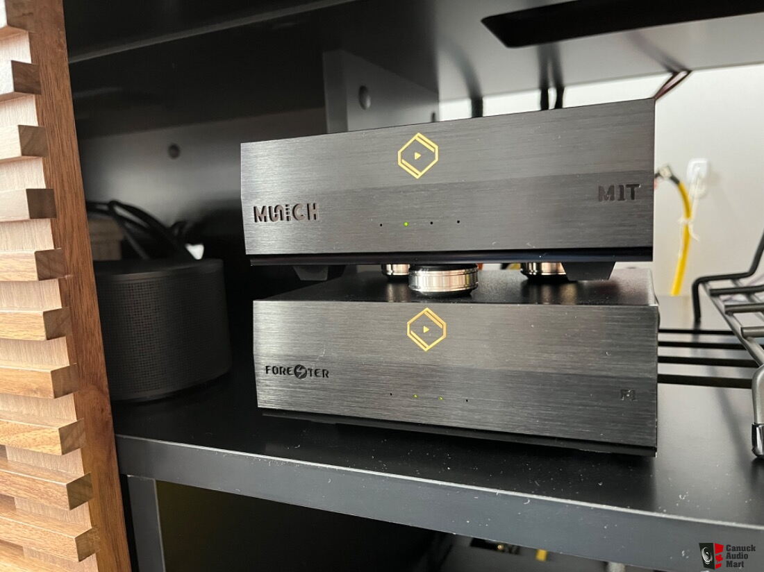 Silent Angel Munich M1 Streamer dac headphone Amp A REAL UPGRADE FROM silent-angel-munich-m1-streamer-dac-headphone-amp-a-real-upgrade-from