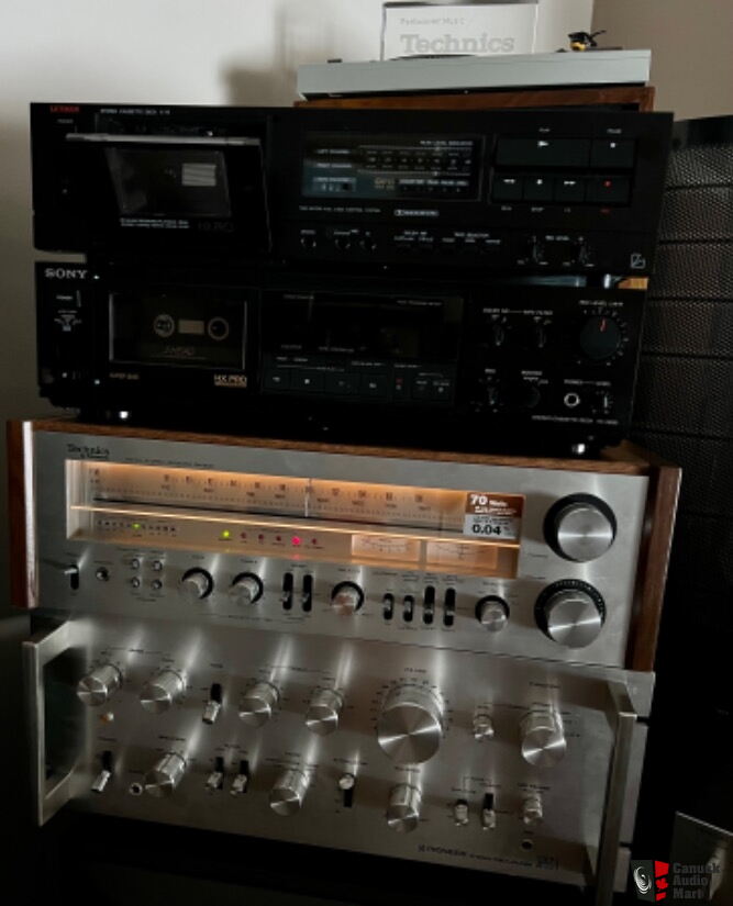 SONY TC-108 Reel to Reel tape recorder. Vintage tape recorder.