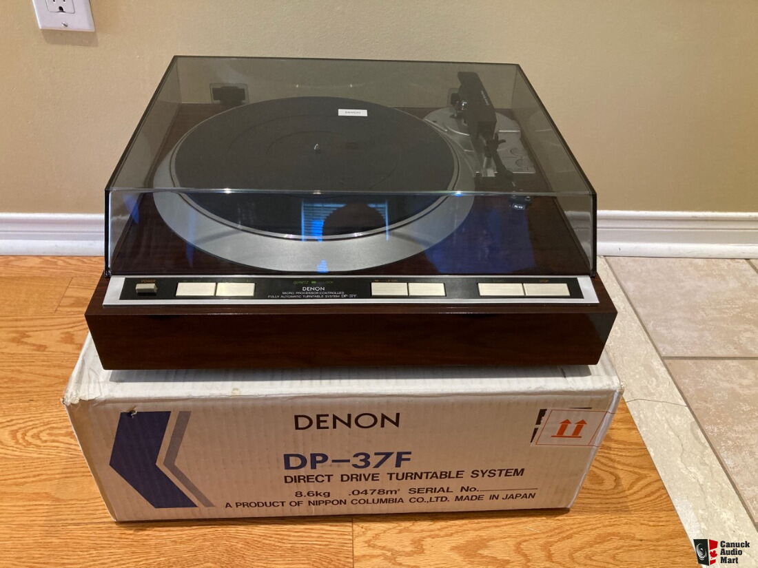 Denon DP-37F quartz lock fully automatic direct drive turntable