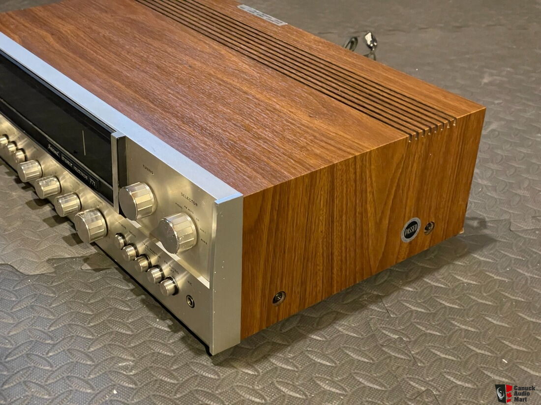 Récepteur Stéréo Sansui 771 – Vintage – 32W/canal – FM/AM – Testé – Japon