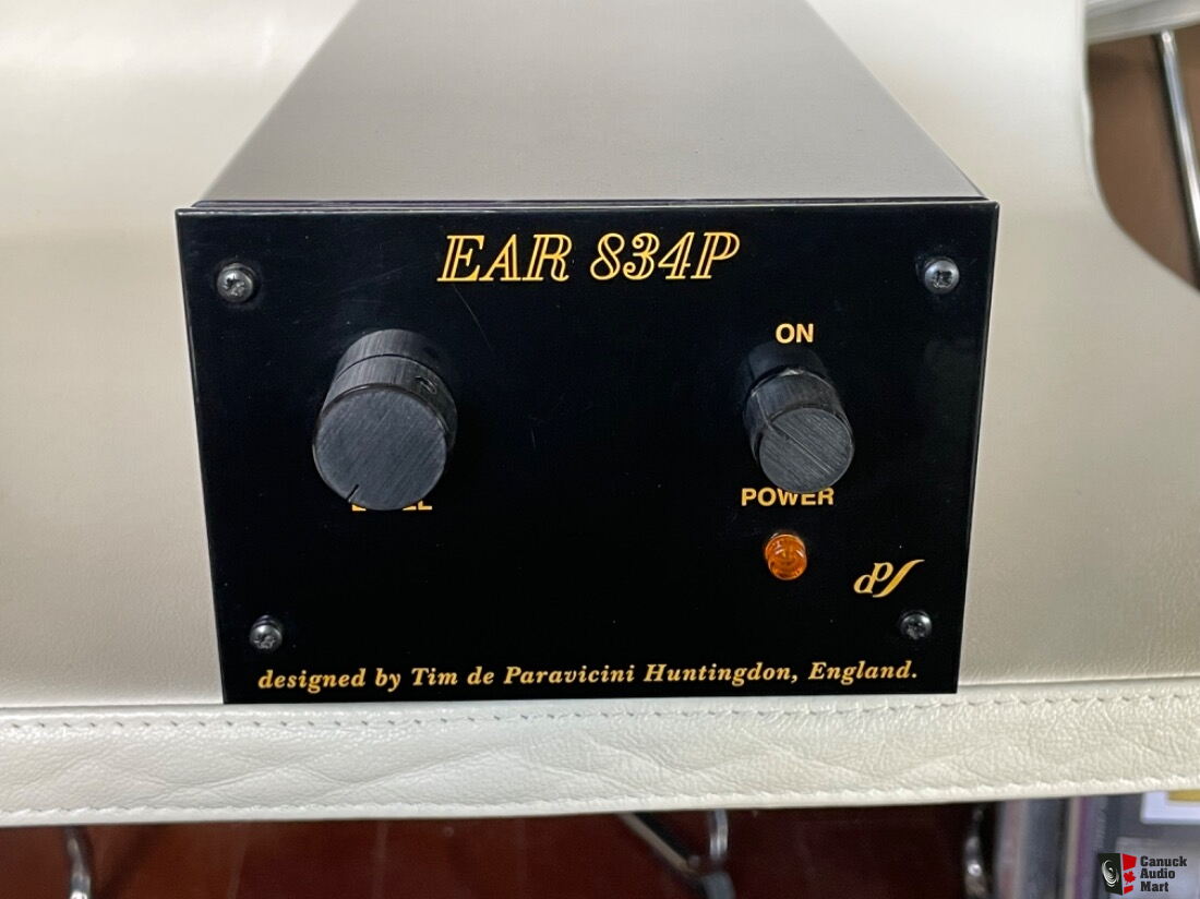 EAR 834p legendary phono preamp (with volume control***PENDING to Sc