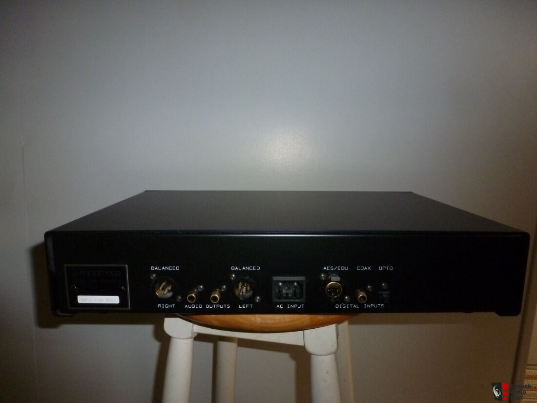 Micro Mega CD player Drive 1 Dac 1 Photo #4477050 - Canuck Audio Mart
